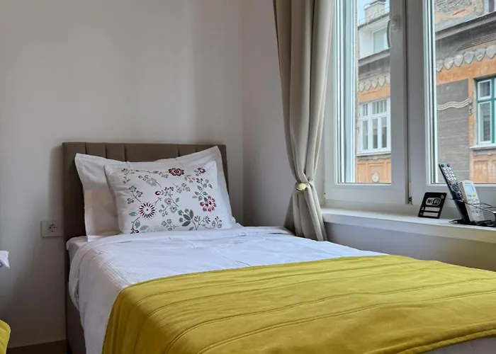 Apartament East Meets West